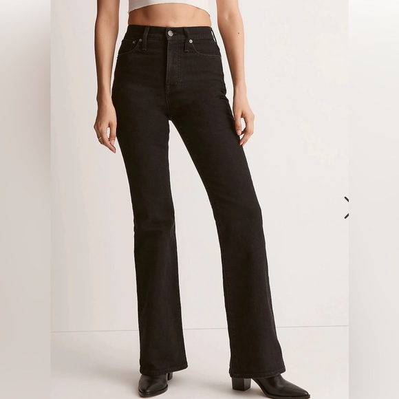 Madewell The Perfect Vintage Flare Jean - Picture 2 of 16